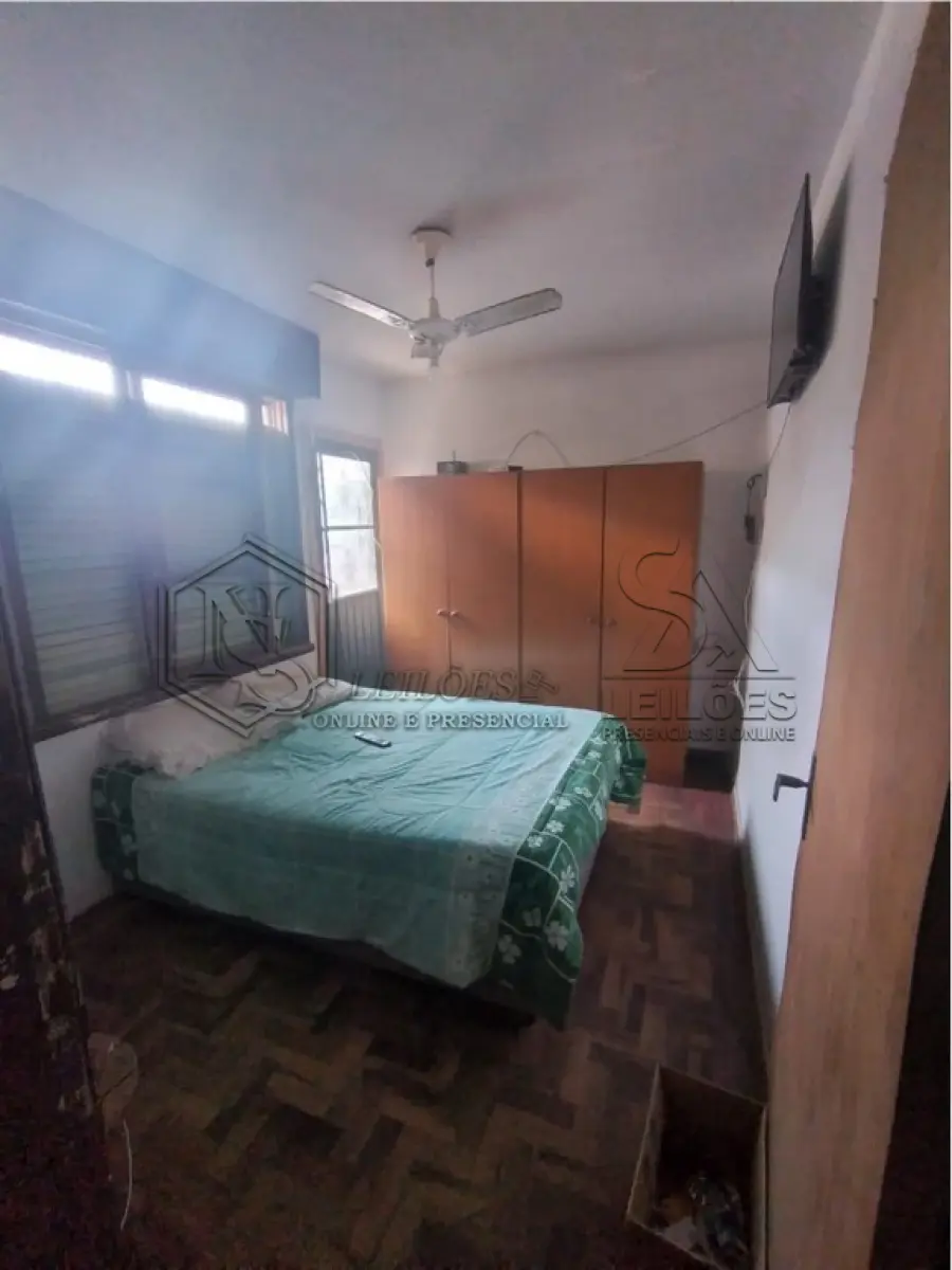 LOTE 017 - Casa de Alvenaria em Porto Alegre/RS