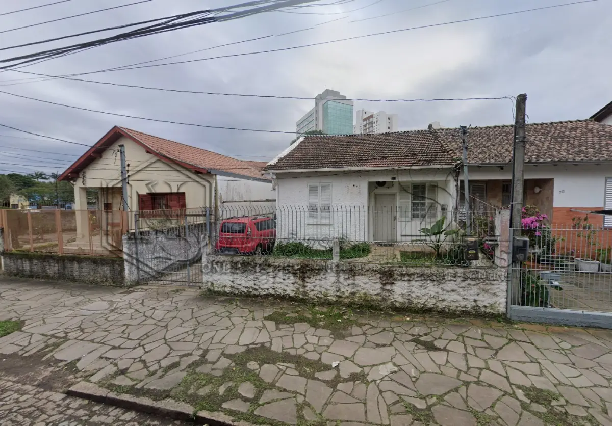 LOTE 019 - Casa e o respectivo terreno em Porto Alegre/RS