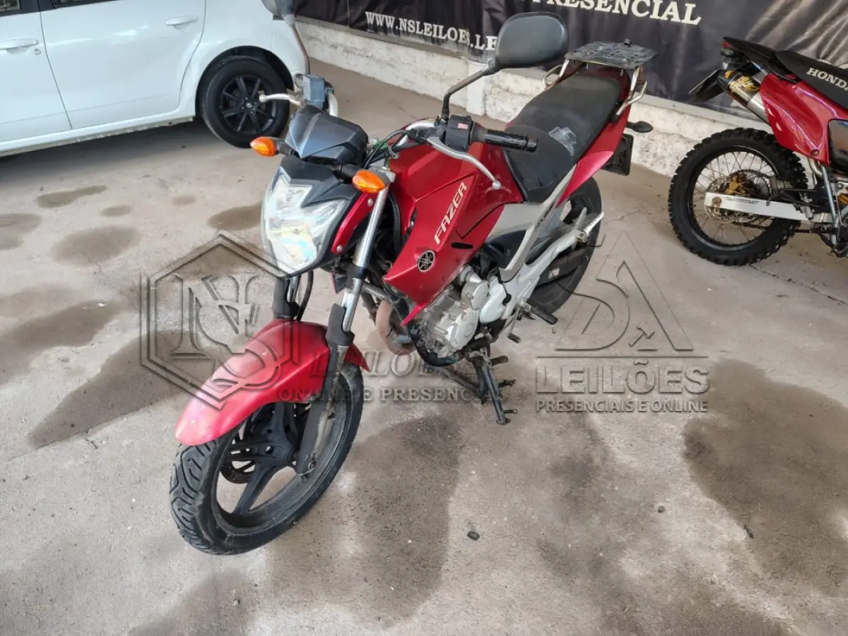 LOTE 013 - Yamaha/YS250 Fazer