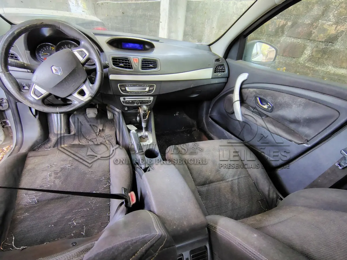 LOTE 022 - Renault/Fluence DYN20A