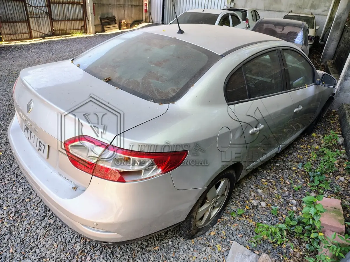 LOTE 022 - Renault/Fluence DYN20A