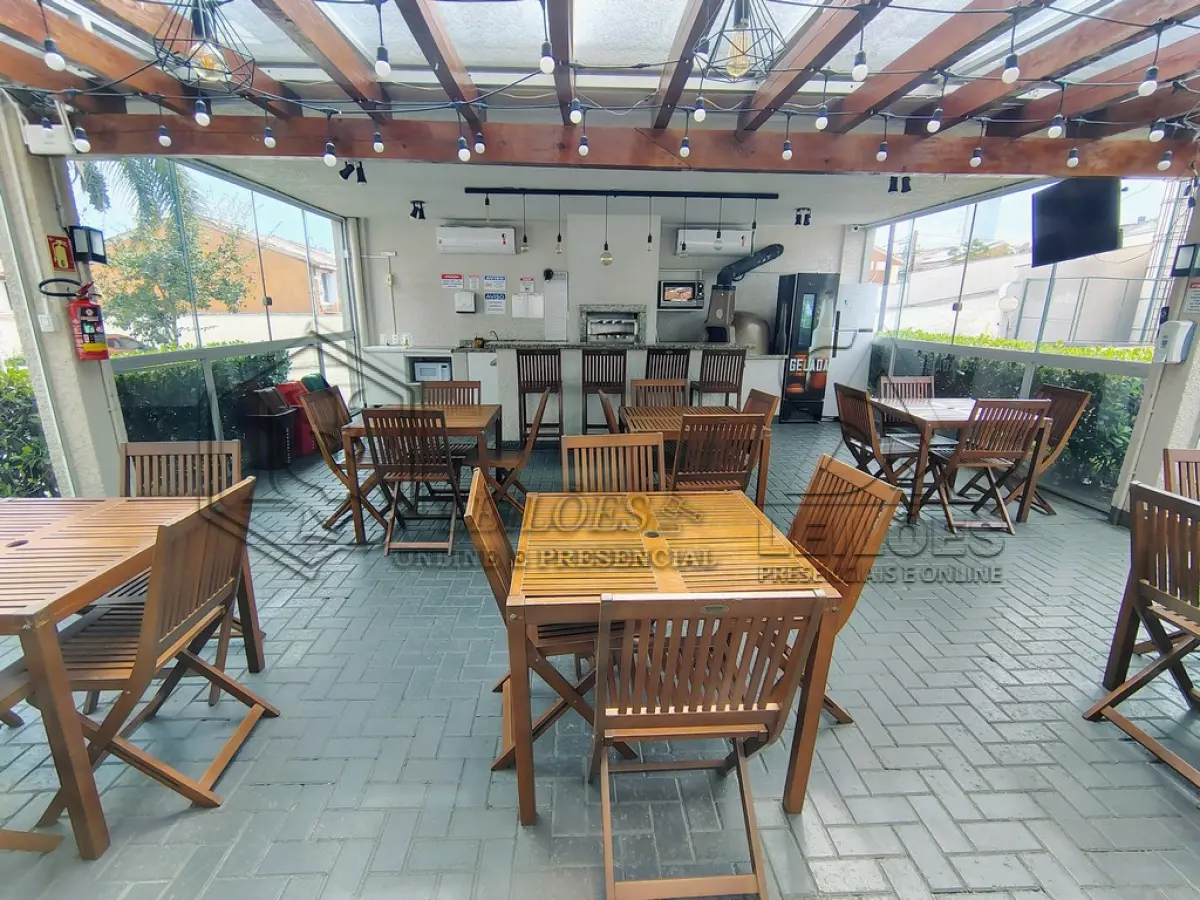LOTE 002 - Apartamento e Box  em Porto Alegre