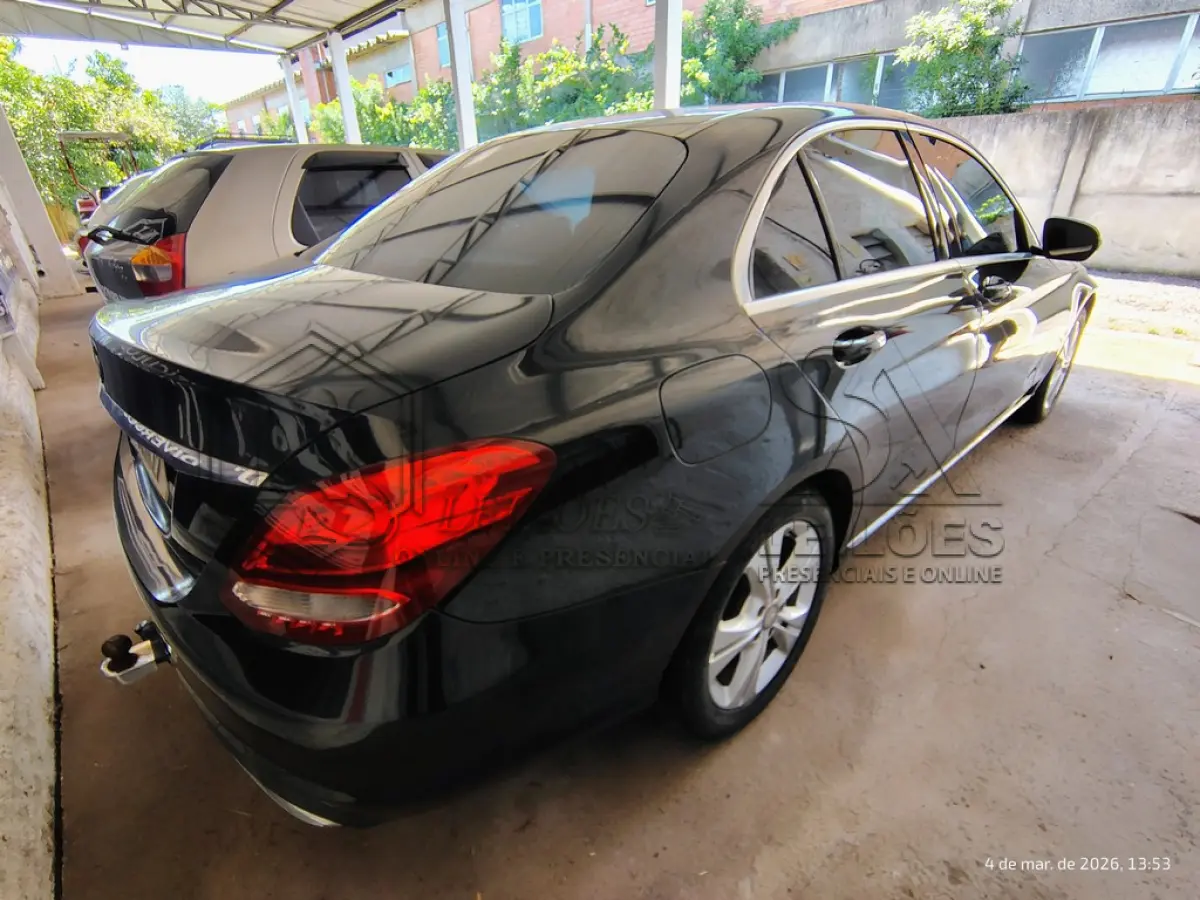 LOTE 002 - Mercedes-Benz/C180