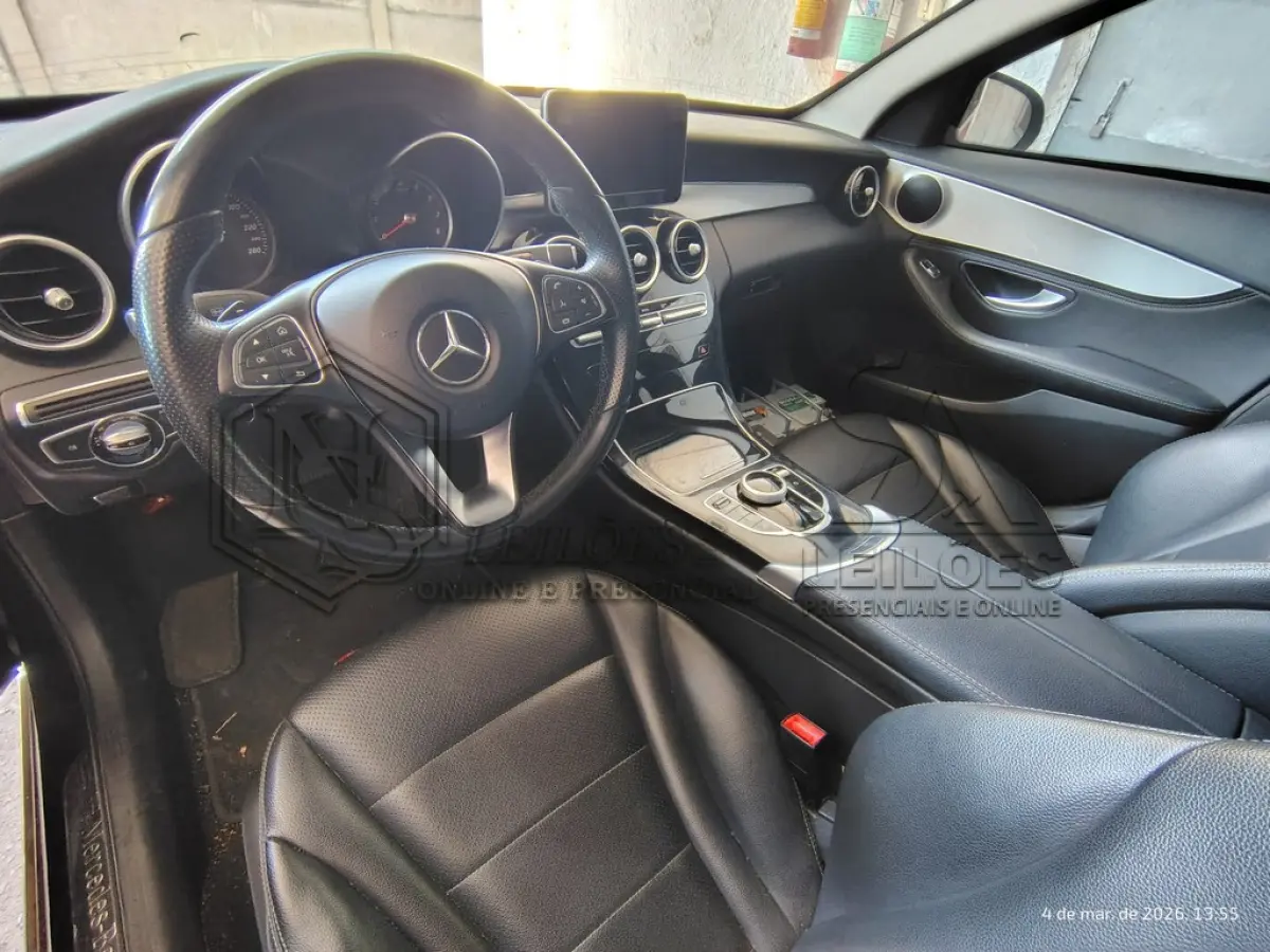 LOTE 002 - Mercedes-Benz/C180