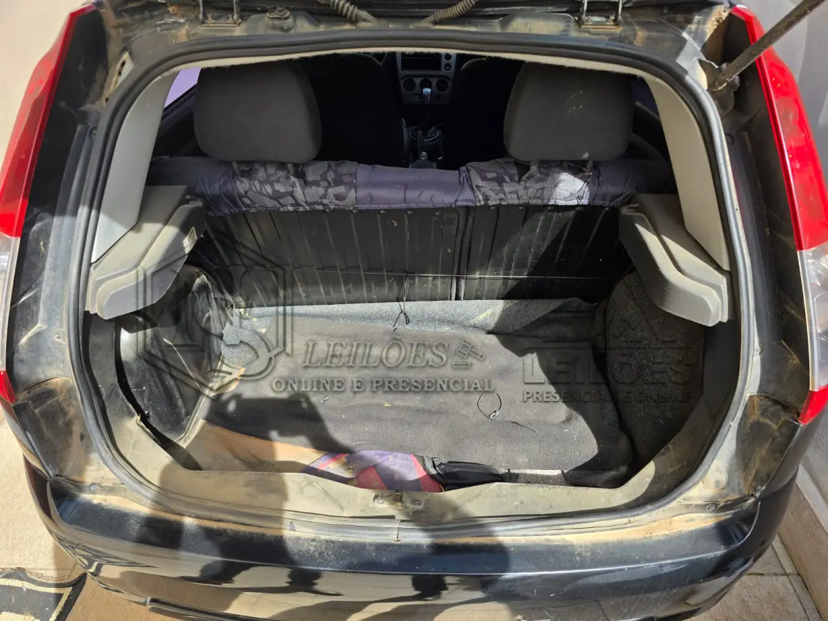 LOTE 013 - Ford/Fiesta Flex