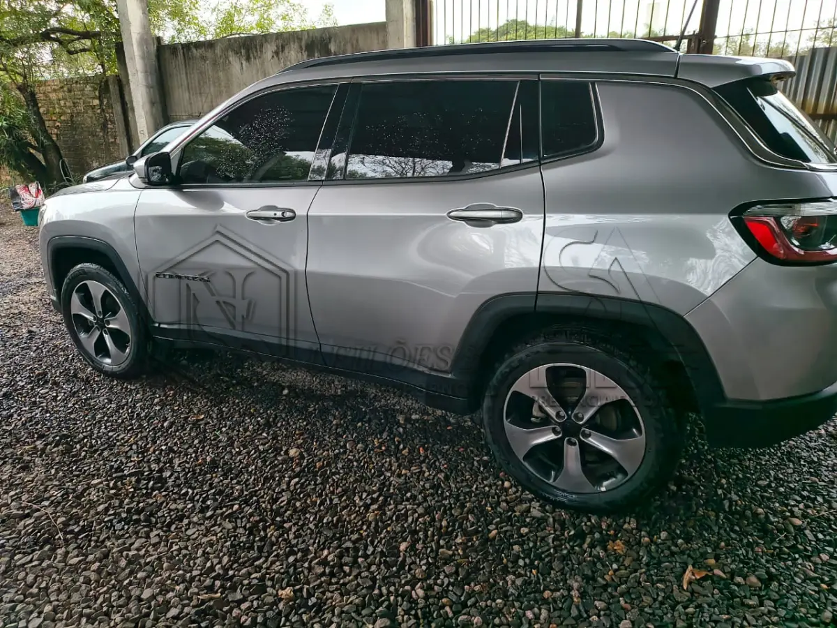 LOTE 001 - Jeep/Compass Sport F