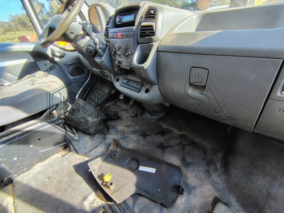 LOTE 002 - Van Peugeot Boxer