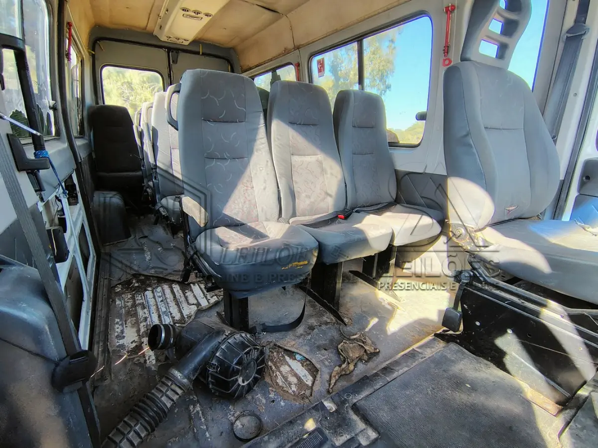 LOTE 002 - Van Peugeot Boxer