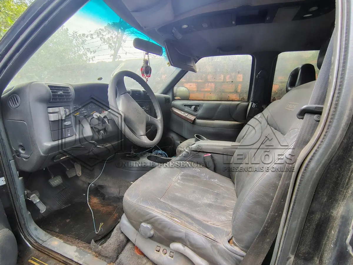 LOTE 007 - GM/S10 Executive D