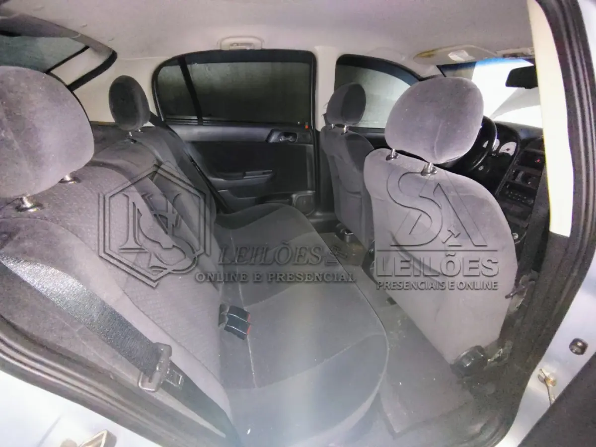LOTE 002 - GM/Astra HB 4P Advantage