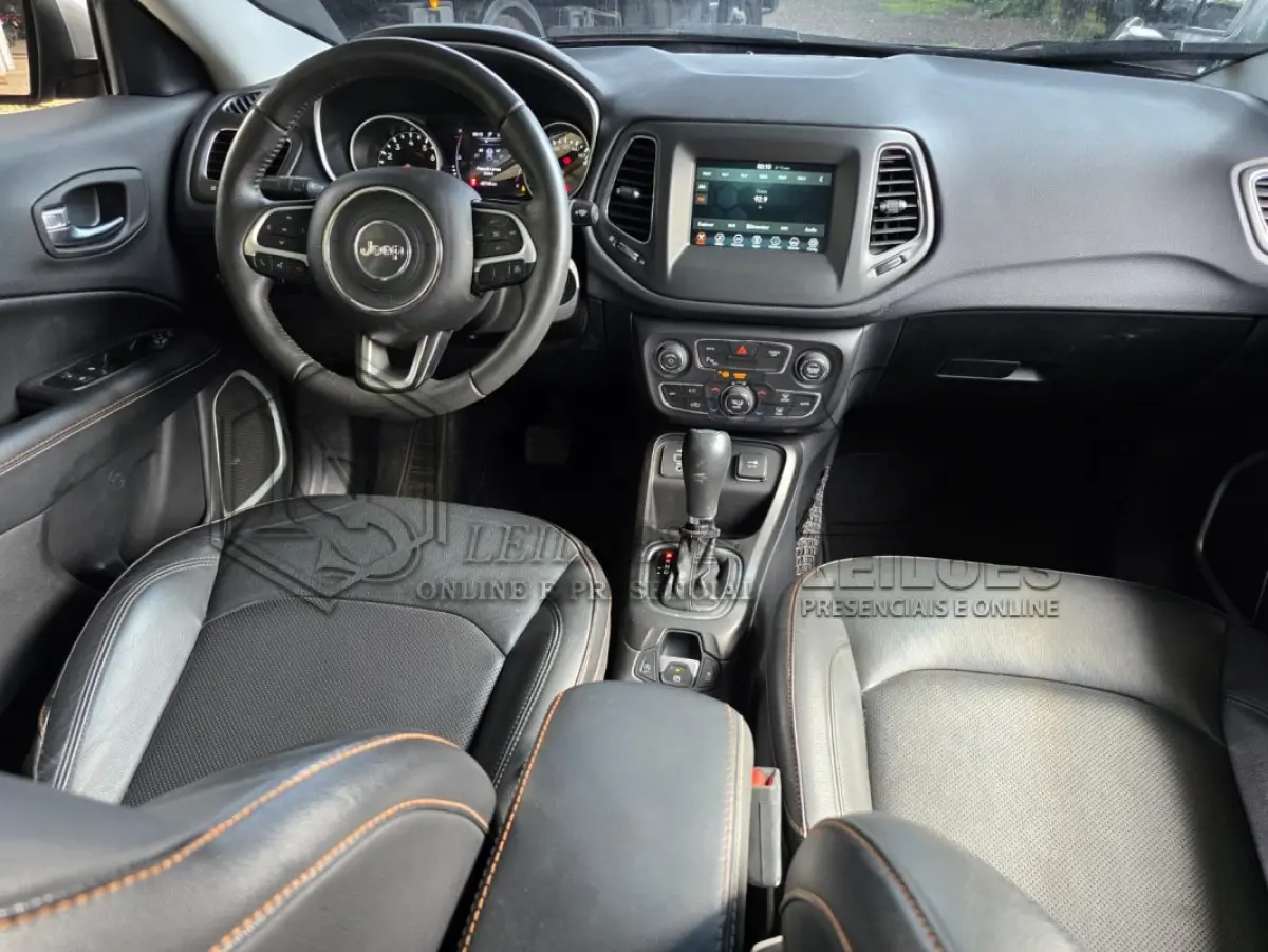 LOTE 001 - Jeep/Compass Sport F