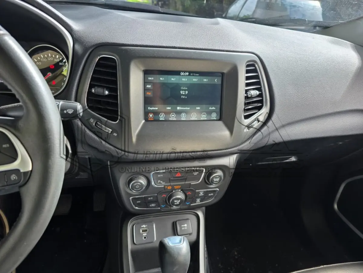 LOTE 001 - Jeep/Compass Sport F