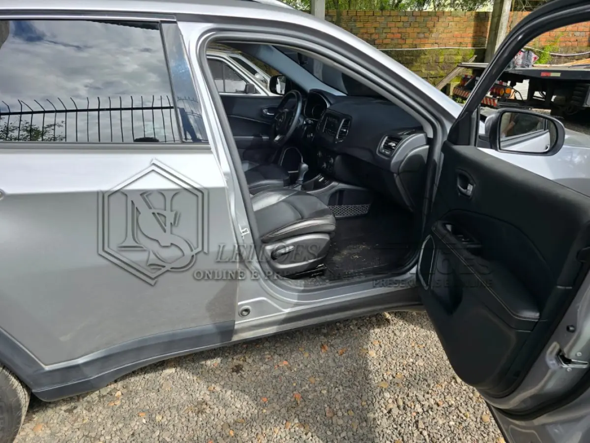 LOTE 001 - Jeep/Compass Sport F