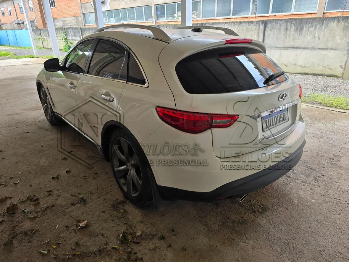 LOTE 002 - Infiniti/FX35 3.5 V6 AWD
