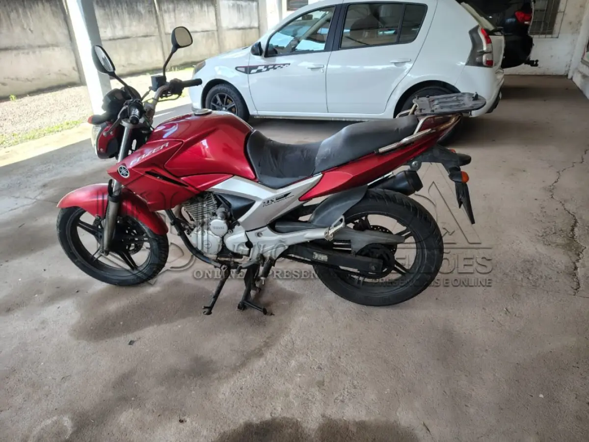 LOTE 013 - Yamaha/YS250 Fazer