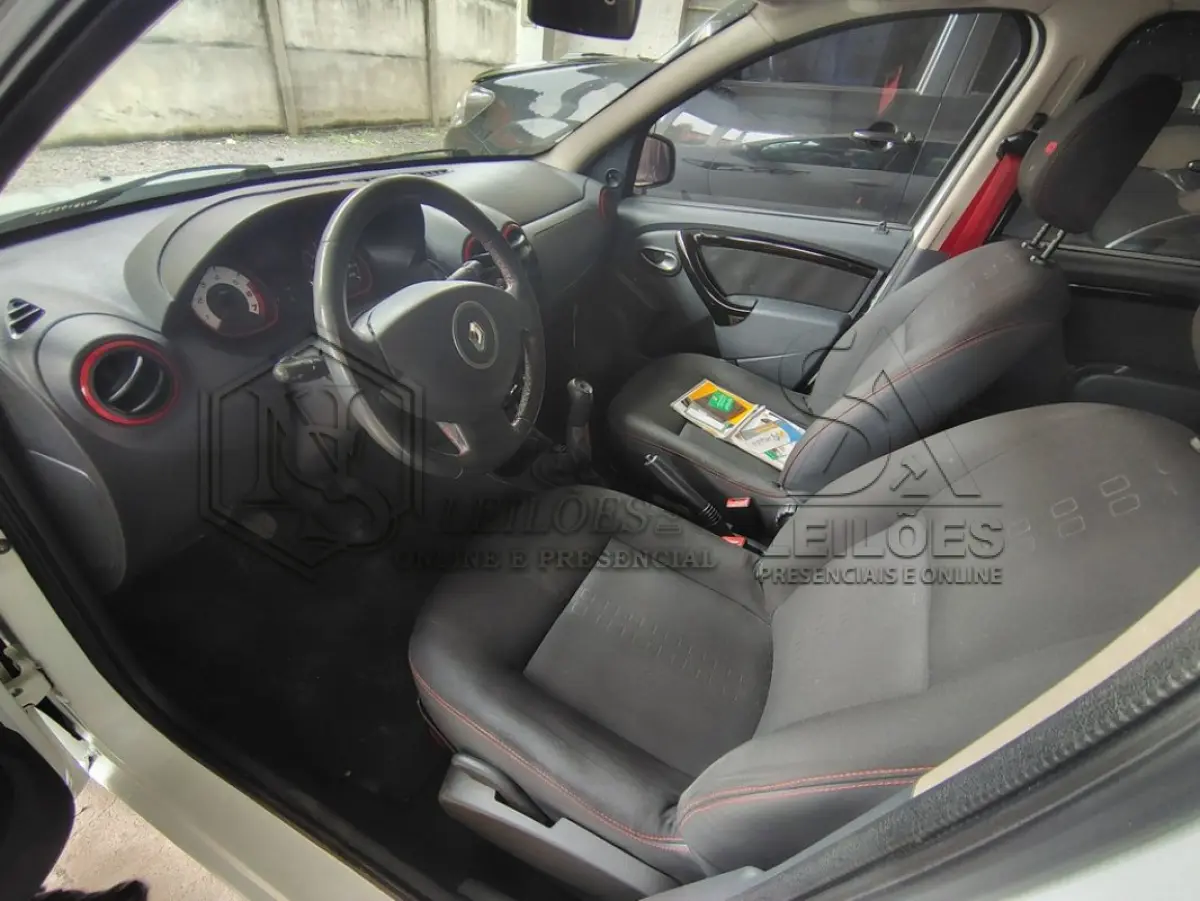 LOTE 012 - Renault/Sandero GTL 16HP