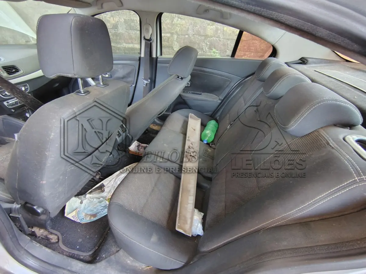 LOTE 022 - Renault/Fluence DYN20A