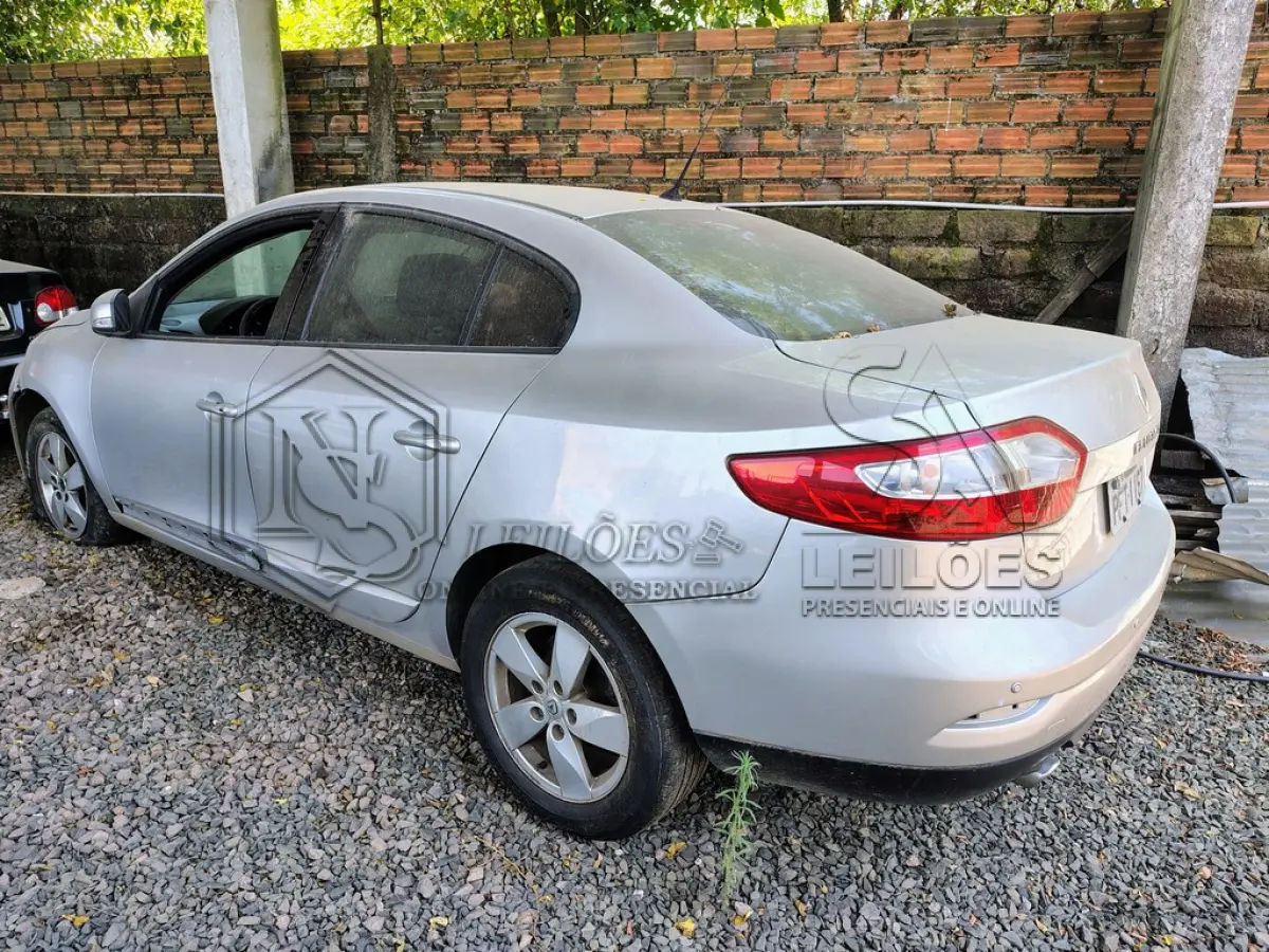 LOTE 022 - Renault/Fluence DYN20A