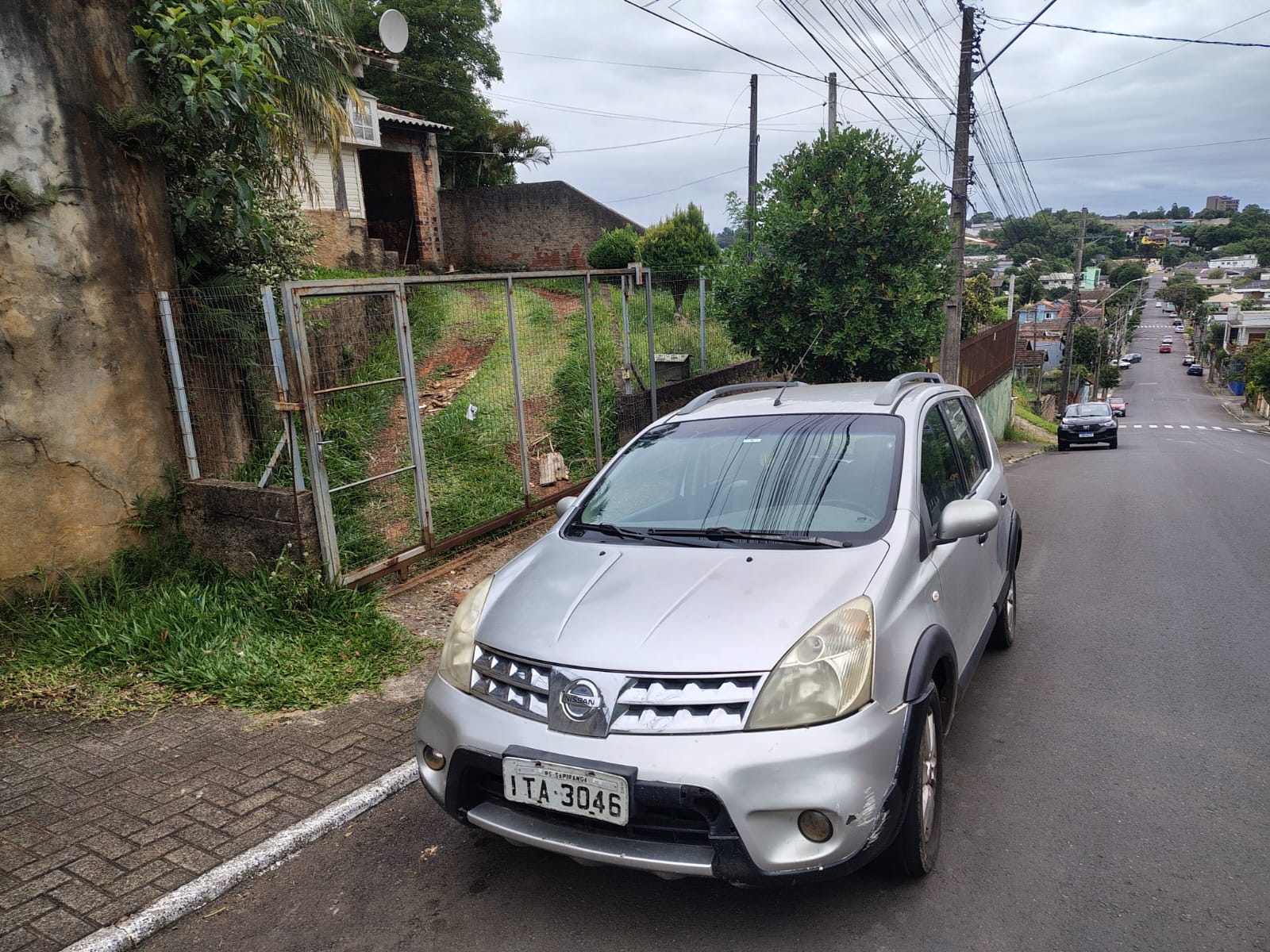LOTE 007 - NISSAN/LIVINA XGEAR 16SL