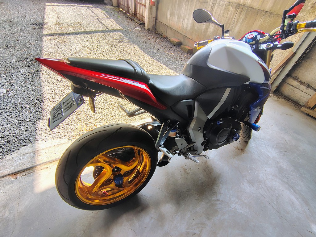 LOTE 001 - Honda/CB 1000R