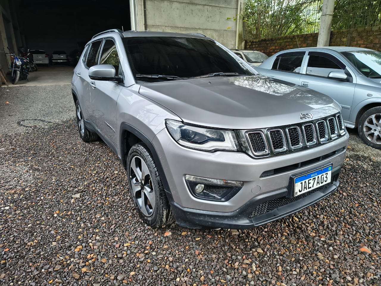 LOTE 001 - Jeep/Compass Sport F
