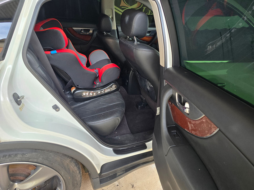 LOTE 002 - Infiniti/FX35 3.5 V6 AWD
