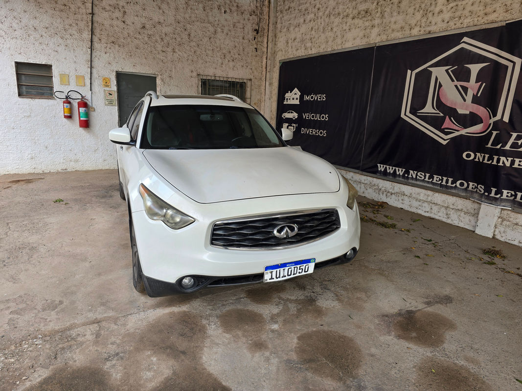 LOTE 002 - Infiniti/FX35 3.5 V6 AWD