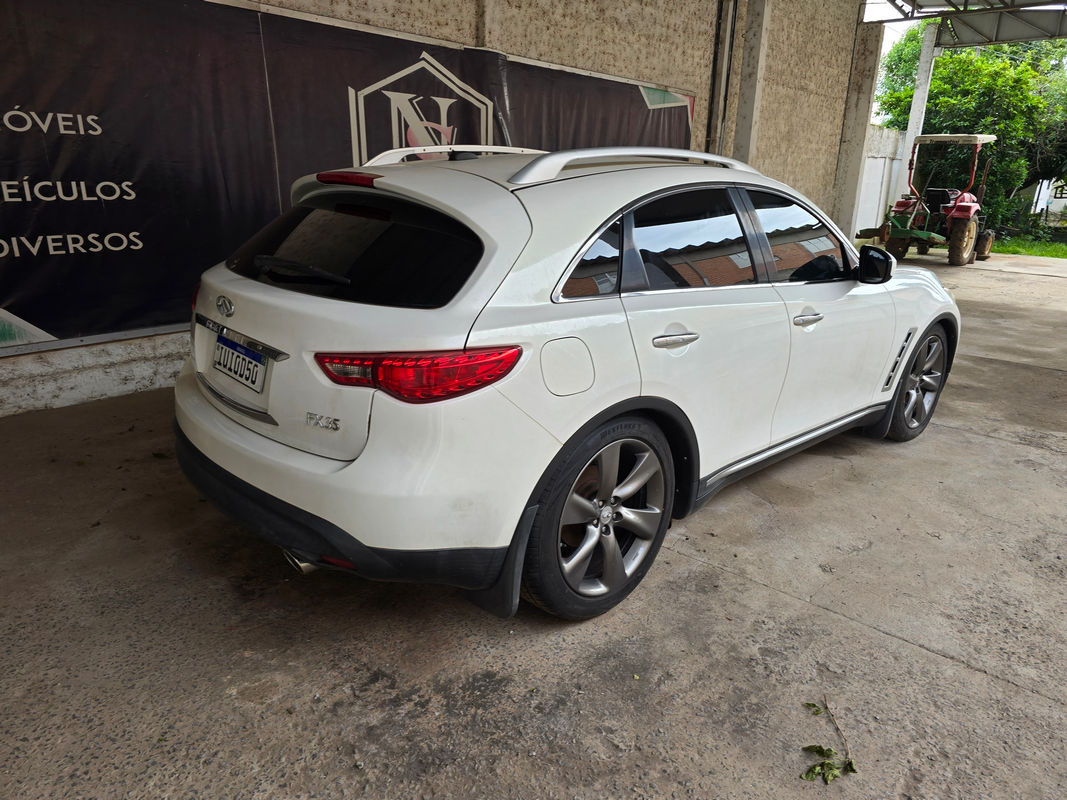 LOTE 002 - Infiniti/FX35 3.5 V6 AWD