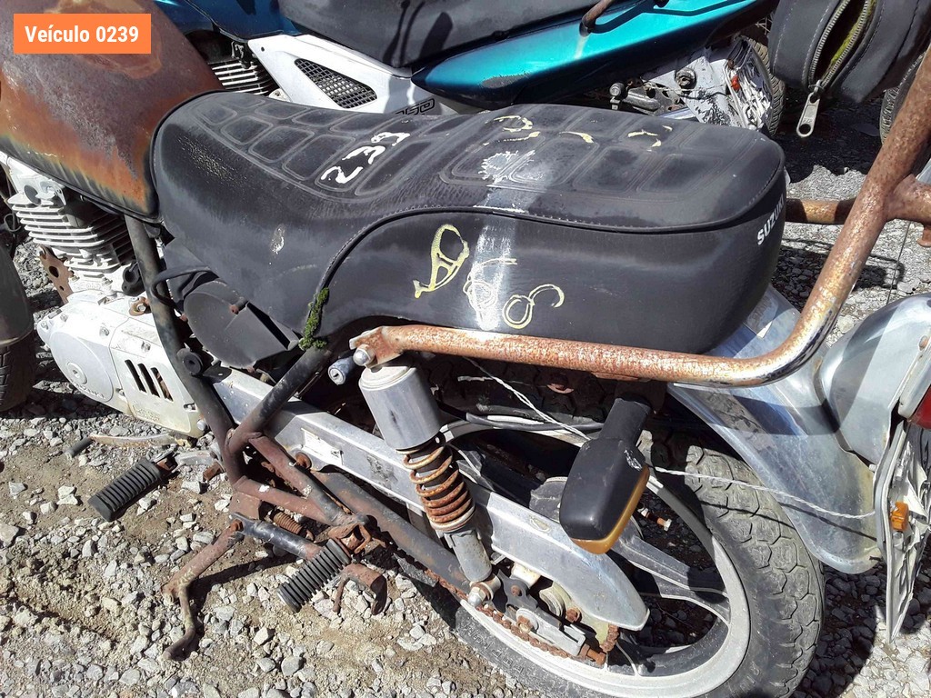 LOTE 0003 - Sucata<br />Sucata<br />Sucata<br />Sucata<br />Sucata<br />Sucata<br />Sucata<br />Sucata<br>Sucata - IOZ5902<br />IMH9548<br />IND8030<br />MCB2086<br />IMG9485<br />IOL6365<br />IIR3880<br />ISA1835<br>ITR6867