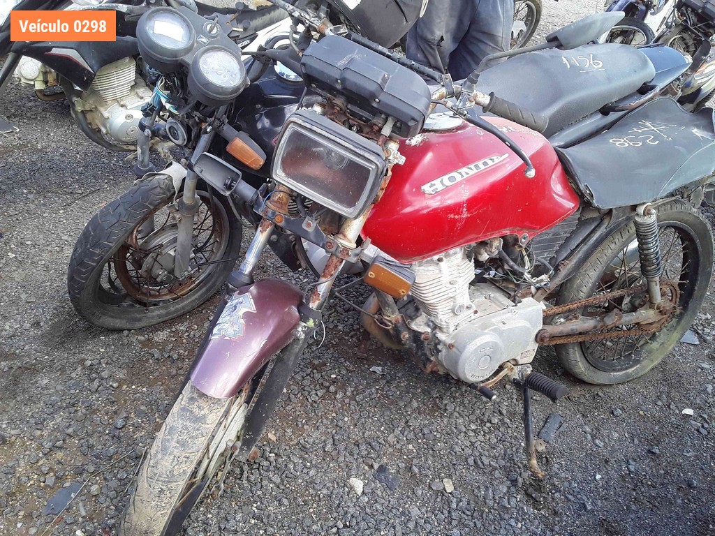 LOTE 0003 - Sucata<br />Sucata<br />Sucata<br />Sucata<br />Sucata<br />Sucata<br />Sucata<br />Sucata<br>Sucata - IOZ5902<br />IMH9548<br />IND8030<br />MCB2086<br />IMG9485<br />IOL6365<br />IIR3880<br />ISA1835<br>ITR6867