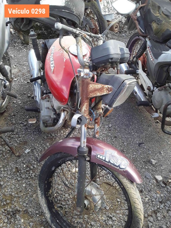LOTE 0003 - Sucata<br />Sucata<br />Sucata<br />Sucata<br />Sucata<br />Sucata<br />Sucata<br />Sucata<br>Sucata - IOZ5902<br />IMH9548<br />IND8030<br />MCB2086<br />IMG9485<br />IOL6365<br />IIR3880<br />ISA1835<br>ITR6867