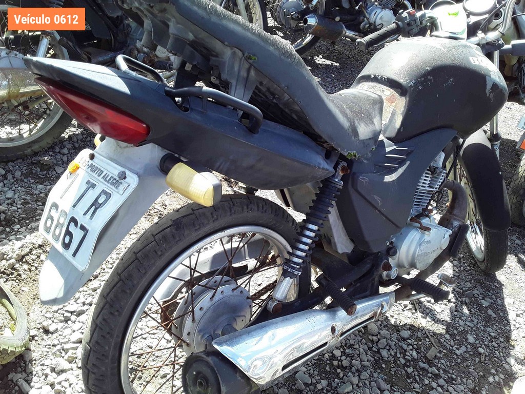 LOTE 0003 - Sucata<br />Sucata<br />Sucata<br />Sucata<br />Sucata<br />Sucata<br />Sucata<br />Sucata<br>Sucata - IOZ5902<br />IMH9548<br />IND8030<br />MCB2086<br />IMG9485<br />IOL6365<br />IIR3880<br />ISA1835<br>ITR6867