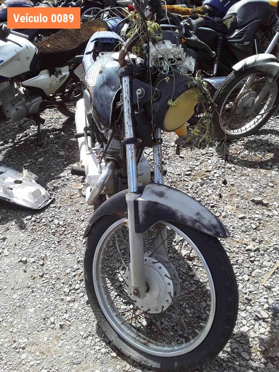 LOTE 0003 - Sucata<br />Sucata<br />Sucata<br />Sucata<br />Sucata<br />Sucata<br />Sucata<br />Sucata<br>Sucata - IOZ5902<br />IMH9548<br />IND8030<br />MCB2086<br />IMG9485<br />IOL6365<br />IIR3880<br />ISA1835<br>ITR6867