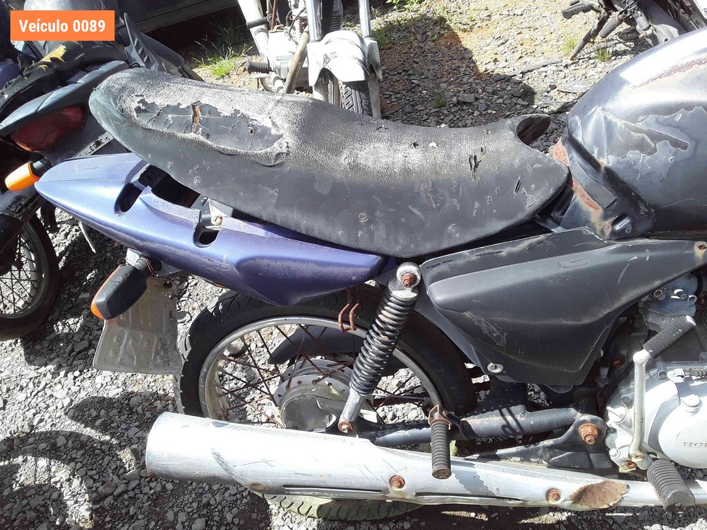 LOTE 0003 - Sucata<br />Sucata<br />Sucata<br />Sucata<br />Sucata<br />Sucata<br />Sucata<br />Sucata<br>Sucata - IOZ5902<br />IMH9548<br />IND8030<br />MCB2086<br />IMG9485<br />IOL6365<br />IIR3880<br />ISA1835<br>ITR6867