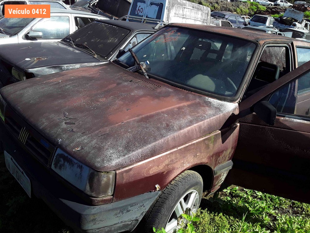 LOTE 0010 - Sucata<br />Sucata<br />Sucata<br>Sucata - ICE7017<br />CCO1994<br />IAQ0694<br>IDX1305