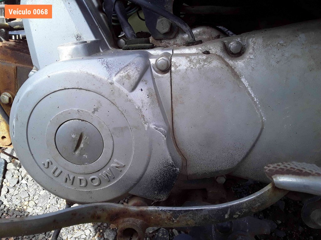 LOTE 0003 - Sucata<br />Sucata<br />Sucata<br />Sucata<br />Sucata<br />Sucata<br />Sucata<br />Sucata<br>Sucata - IOZ5902<br />IMH9548<br />IND8030<br />MCB2086<br />IMG9485<br />IOL6365<br />IIR3880<br />ISA1835<br>ITR6867