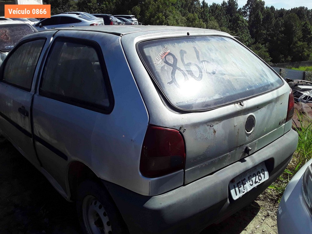 LOTE 0025 - Sucata<br />Sucata<br />Sucata<br>Sucata - AEG0880<br />IFB3664<br />IFF5289<br>KRD4014