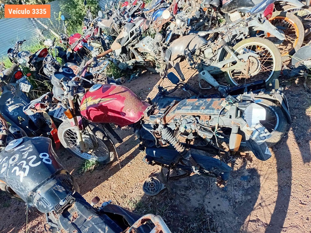 LOTE 0082 - <p>Sucata<br />Sucata<br />Sucata<br />Sucata<br />Sucata<br />Sucata</p> - <p>IME0276<br />ILN8056<br />IML8030<br />ILM5937<br />ILF6500<br />ILH5228</p>