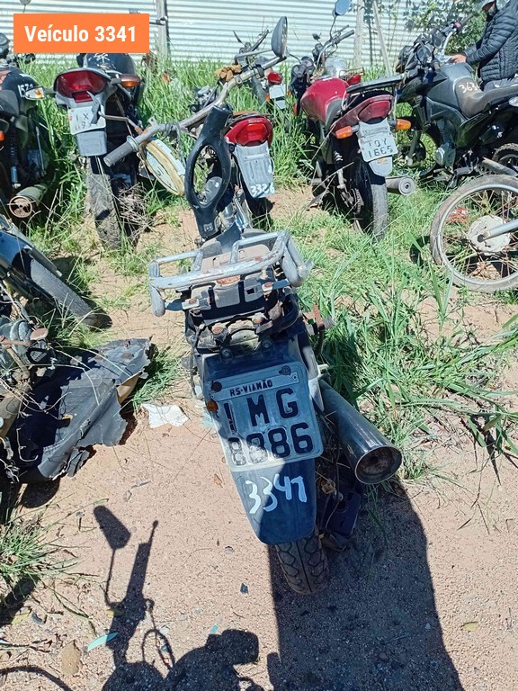 LOTE 0085 - Sucata<br />Sucata<br />Sucata<br />Sucata<br />Sucata<br />Sucata<br />Sucata<br>Sucata - IPY5503<br />MED4691<br />ISQ4281<br />ISV7064<br />IPY3045<br />IMG8886<br />IPR3805<br>IND7B93