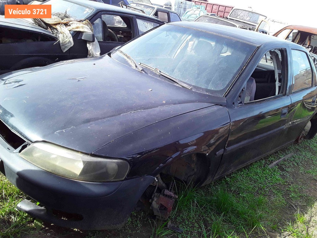 LOTE 0098 - Sucata<br />Sucata<br />Sucata<br />Sucata<br>Sucata - IGP2676<br />IDQ6293<br />IQX0517<br />IJU5104<br>IER6C00