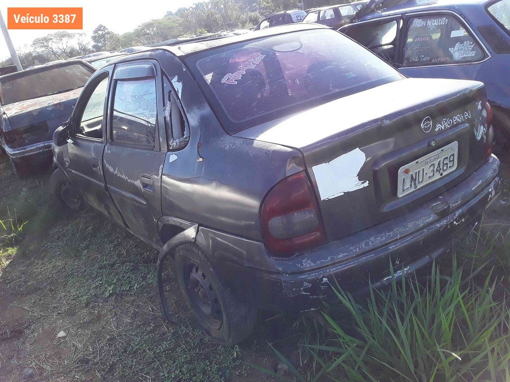 LOTE 0106 - Sucata<br />Sucata<br />Sucata<br>Sucata - IAZ2038<br />IGZ9262<br />DDG0992<br>LNU3469