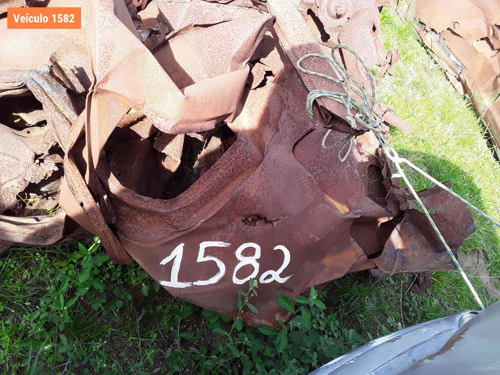 LOTE 0098 - Sucata<br />Sucata<br />Sucata<br />Sucata<br>Sucata - IGP2676<br />IDQ6293<br />IQX0517<br />IJU5104<br>IER6C00