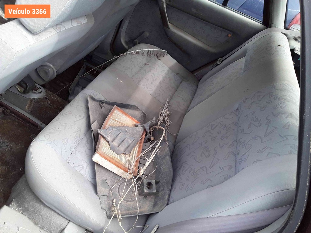 LOTE 0103 - Sucata<br />Sucata<br />Sucata<br />Sucata<br />Sucata<br>Sucata - IDA8127<br />IEG7458<br />IFC7400<br />IJB0041<br />IFJ2915<br>ICI8I97