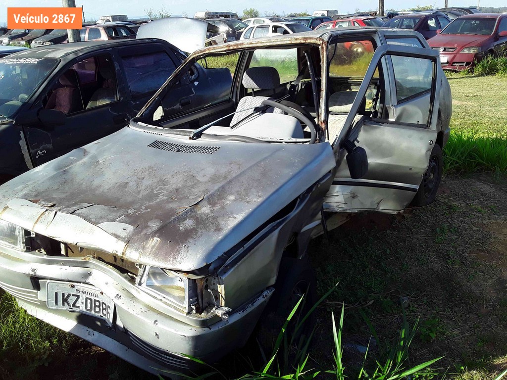 LOTE 0102 - Sucata<br />Sucata<br />Sucata<br />Sucata<br />Sucata<br>Sucata - IKZ0886<br />IDO6129<br />IHI7917<br />IIU1561<br />IIM4F55<br>IFD4D38