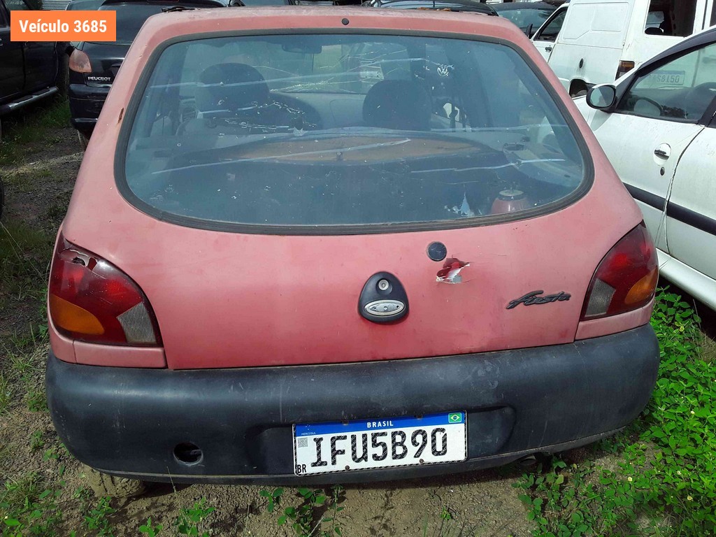 LOTE 0094 - <p>Sucata<br />Sucata<br />Sucata<br />Sucata</p> - <p>IRH8567<br />ICI5676<br />IFS6358<br />IFU5B90</p>