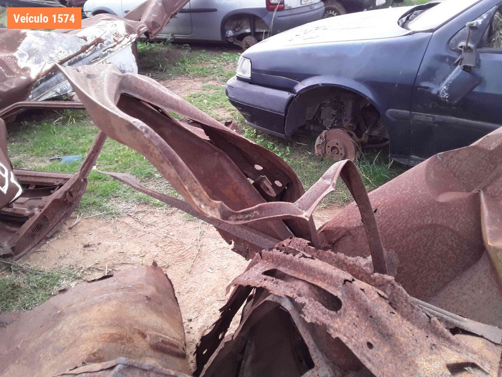 LOTE 0103 - Sucata<br />Sucata<br />Sucata<br />Sucata<br />Sucata<br>Sucata - IDA8127<br />IEG7458<br />IFC7400<br />IJB0041<br />IFJ2915<br>ICI8I97