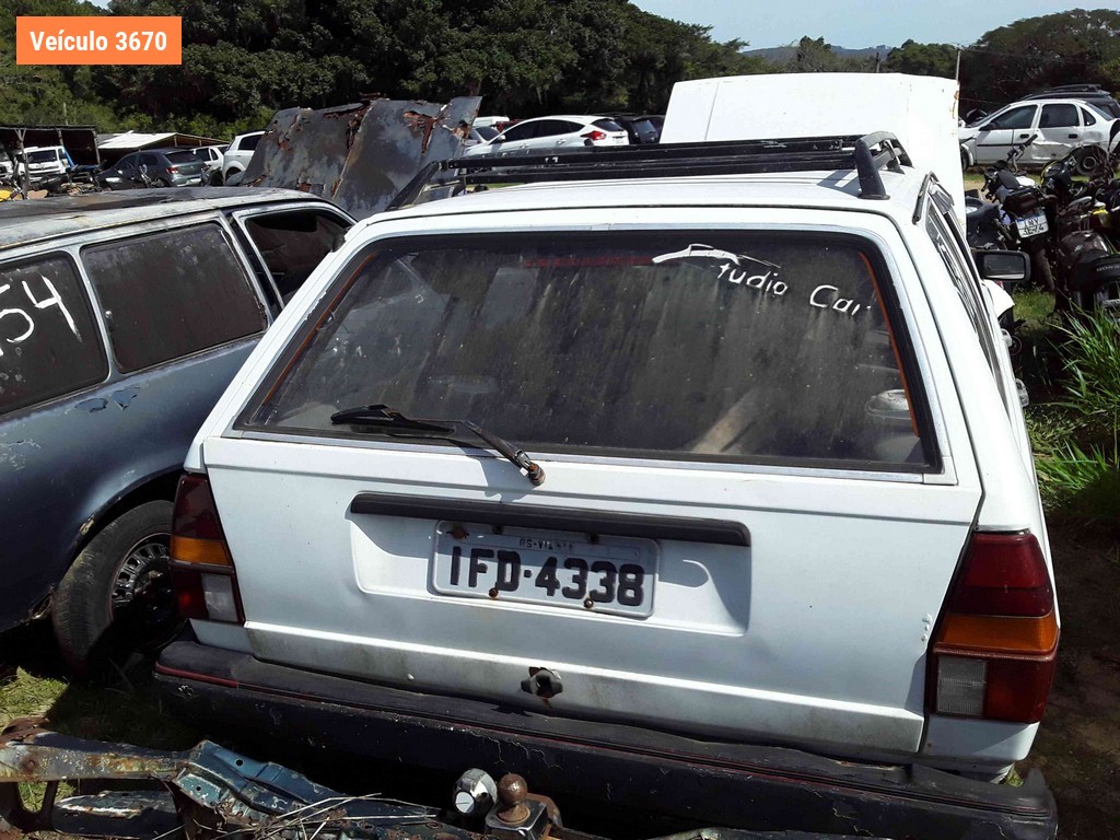 LOTE 0102 - Sucata<br />Sucata<br />Sucata<br />Sucata<br />Sucata<br>Sucata - IKZ0886<br />IDO6129<br />IHI7917<br />IIU1561<br />IIM4F55<br>IFD4D38