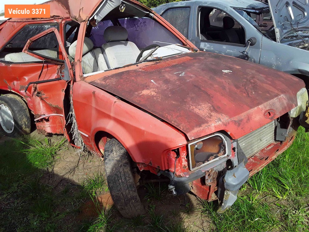 LOTE 0108 - Sucata<br />Sucata<br />Sucata<br>Sucata - IGZ6873<br />IHE6J86<br />MBG1901<br>IDT6905