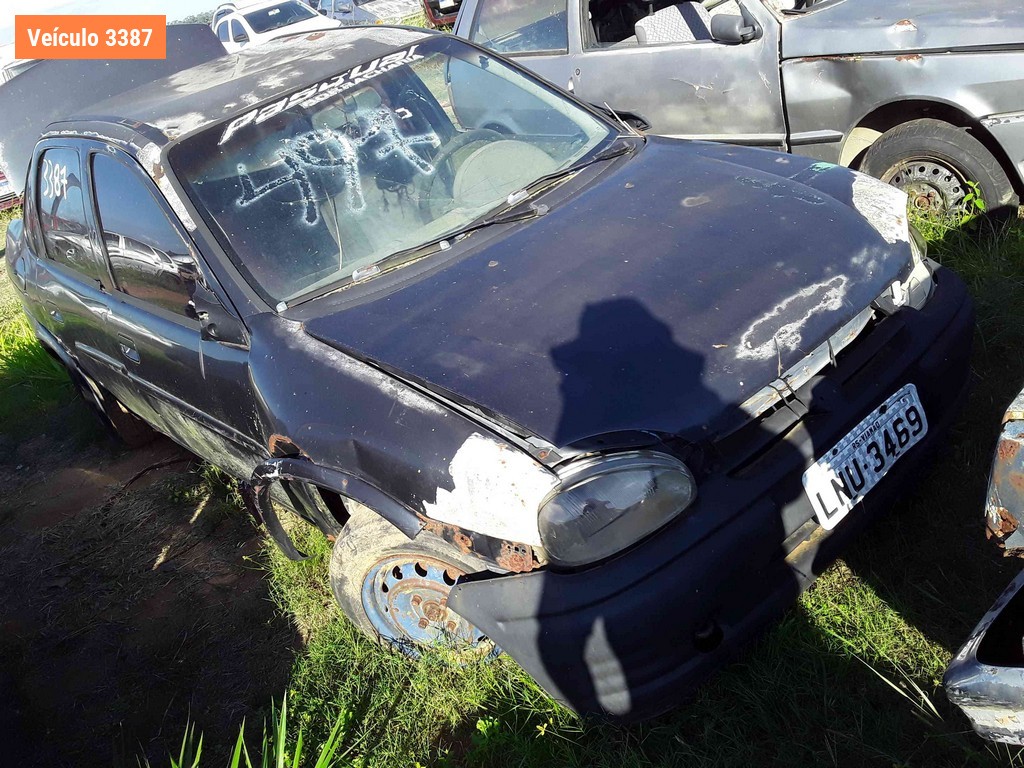 LOTE 0106 - Sucata<br />Sucata<br />Sucata<br>Sucata - IAZ2038<br />IGZ9262<br />DDG0992<br>LNU3469