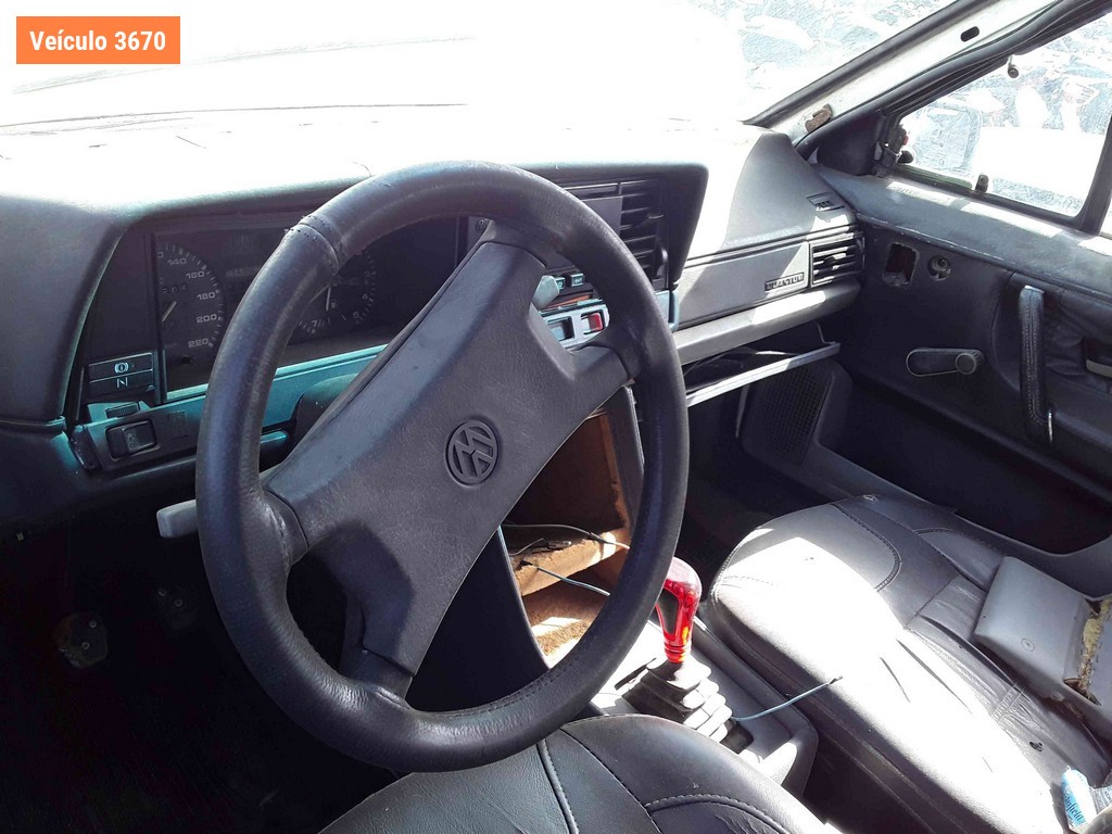LOTE 0102 - Sucata<br />Sucata<br />Sucata<br />Sucata<br />Sucata<br>Sucata - IKZ0886<br />IDO6129<br />IHI7917<br />IIU1561<br />IIM4F55<br>IFD4D38